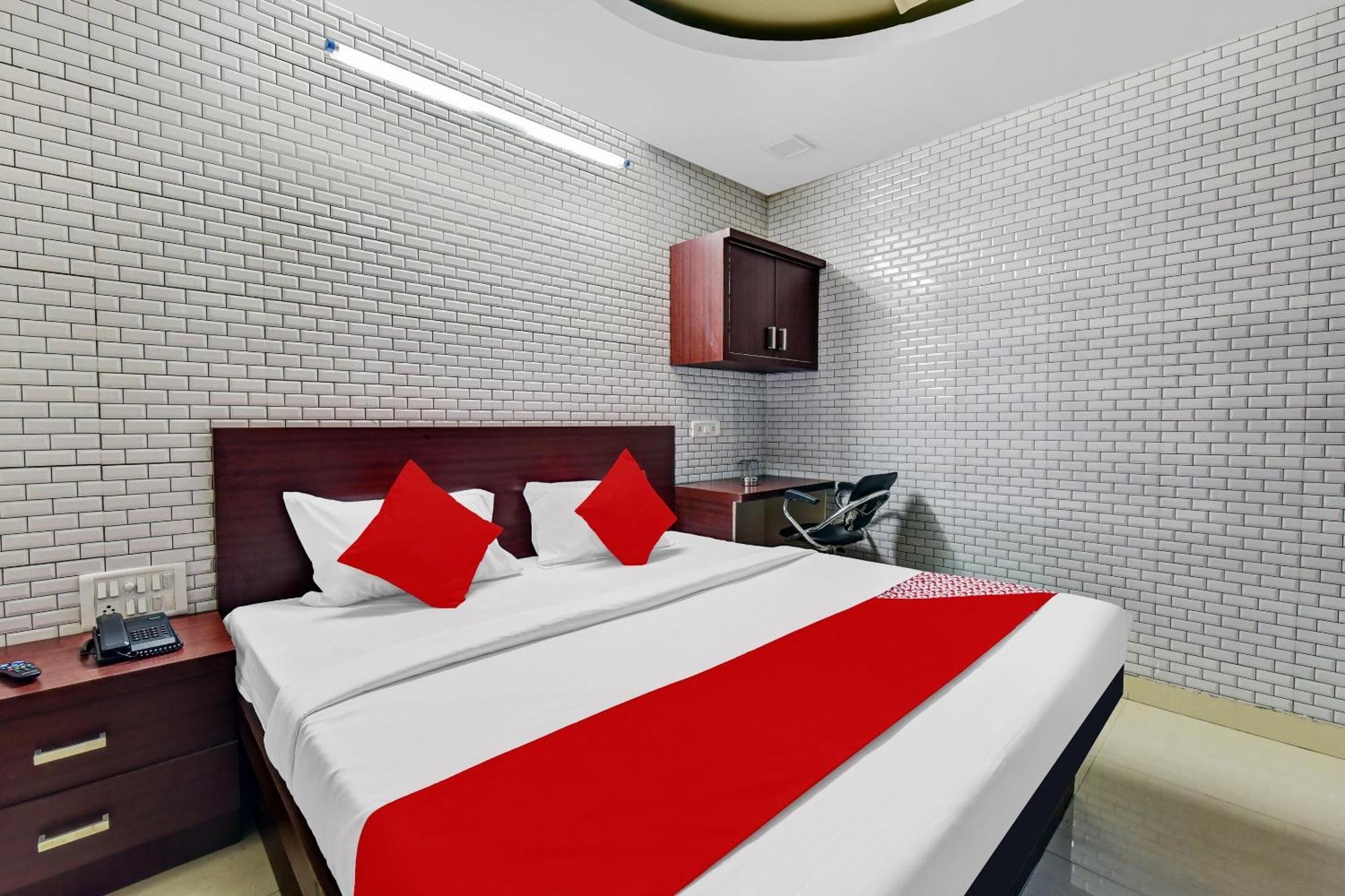 Hotel O Eleven Hotel & Banquet Kota  Extérieur photo