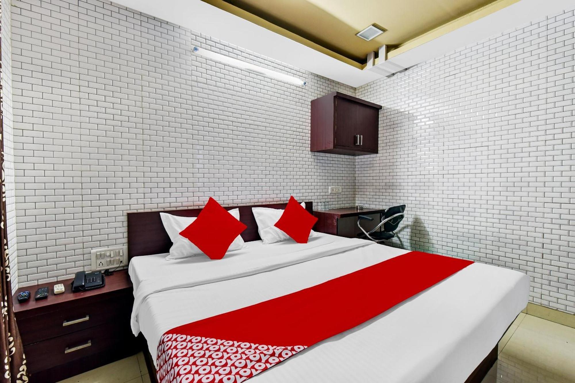 Hotel O Eleven Hotel & Banquet Kota  Extérieur photo